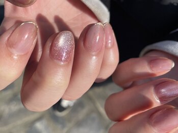 ルリアン ガーデンの写真/指先から大人女性を演出♪豊富なデザインの中からあなたの理想のネイルがきっと見つかる♪