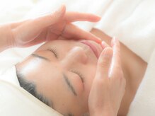 カネキ(KANEKI)/最初にクレンジングと洗顔の施術