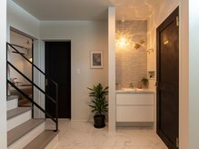 マイミー(My.Me)の雰囲気（ただ綺麗を作るだけじゃなく「なんかキレイ」をつくるケア。）