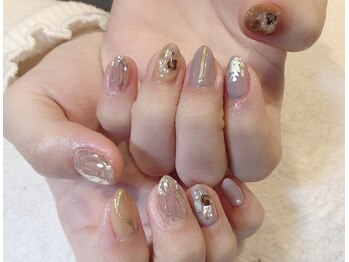 ジェイノヴァール(Jnovart)/