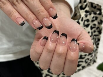 ビー(B.e)の写真/【駐車場完備★】初回オフ無料★お洒落大人女性に◎艶々×上品デザイン*ワンカラー/フレンチ/グラデ