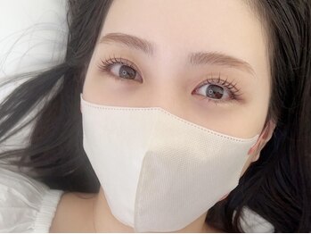 ファボ 宜野湾店(FAV)の写真/まつげが上がると気分も上がる★目元のお悩みやお客様の雰囲気に合わせてデザインをご提案いたします♪