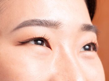 カマロン(Camaron)の写真/《ラッシュリフト/HBL/アイブロウ》ライフスタイルやまつ毛・眉毛の状態に合わせご提案◎経験2550人以上☆