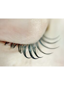 ナチュラル上品な目元にしたい