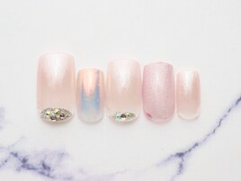 シンプルビジューネイル初￥6500