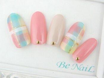 ビーネイル(Be NaiL)/パステルチェックネイル