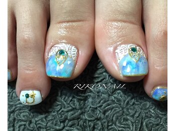 リコ ネイル(RIKO NAIL)/ストーン風ネイル