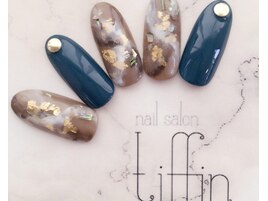 大人シックなニュアンスネイル