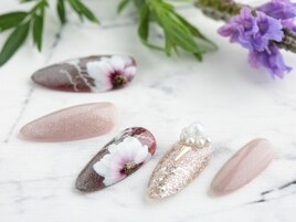 繊細アート　お花ネイル