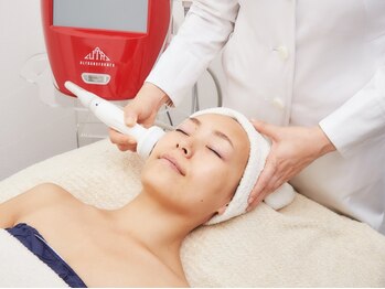 フルーア(FULUA)の写真/むくみ・たるみ改善【小顔リリース＋毛穴洗浄★60分￥6500】エラ張り＆食いしばり解消！結果を速実感♪