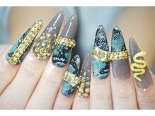 サロン デ ミランダ(Salon de Miranda)