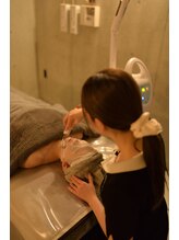 アム バイ オーキッド 代々木公園(UM by ORCHID)/ニキビ改善・シミ改善・毛穴