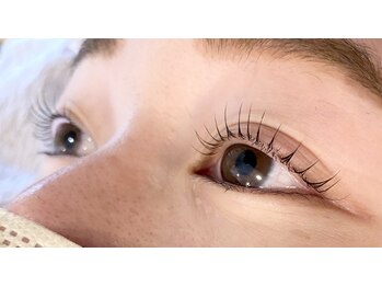 ビューティーアンドスパ セレクトプラス(Beauty & Spa treatment Select +)/ラッシュリフト（パリジェンヌ）