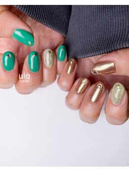 ウロネイルズ(ulo nails)/淡い色のパイソン柄ネイル