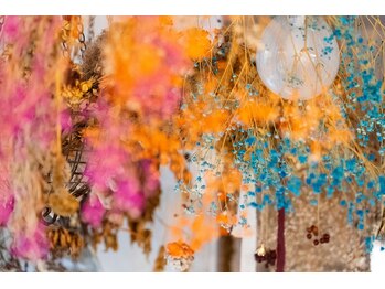 ルルベ(releve)/お花屋さんと併設癒しのサロン♪