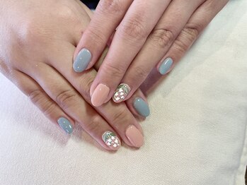 ロータス Lotus/スズランネイル