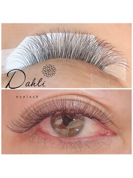 ダリ アイラッシュ(Dahli eyelash)の写真/理想の目元を創りだす＜Volume Lush＞隙間やムラがない自然な仕上がりに。モチの良さも◎