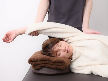 イロハ鍼灸整骨院 豊中市役所前院(IroHa鍼灸整骨院)/姿勢矯正