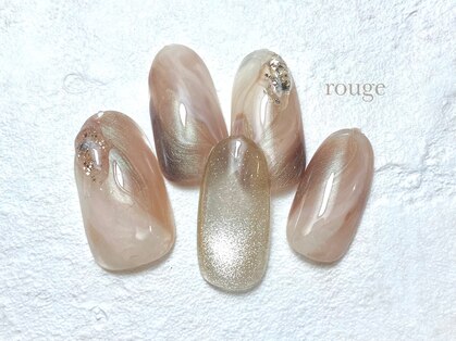 ルージュ(rouge)の写真