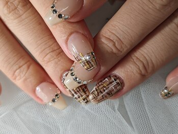 ミュウブランシュ/Tweed