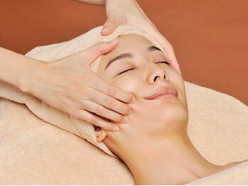 VS28スキンケアスタジオ バリイン 天神(BALI IN)/【オプションケア】小顔ケア