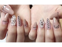 ジェイノヴァール(Jnovart)/