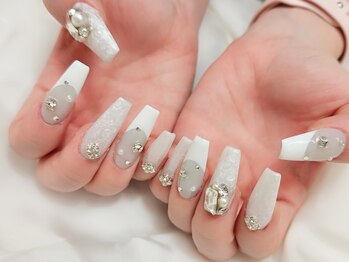 ユー(U)/スカルプネイル