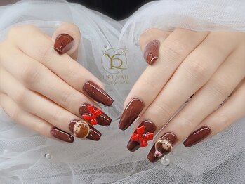 ユリナリタ(YuRi Narita)/