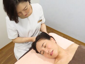ハリリーナ 静岡(Haririna)の写真/【頭皮からぐいっとリフトアップ!】美肌頭鍼(60分)¥5,500!施術後の解放感が違う!頭から整える☆