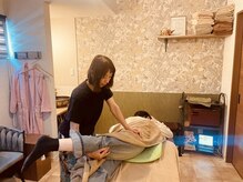 モアハピネス(More Happiness)の雰囲気（服のまま、手軽に身体ほぐし！ストレッチも加えながらで）