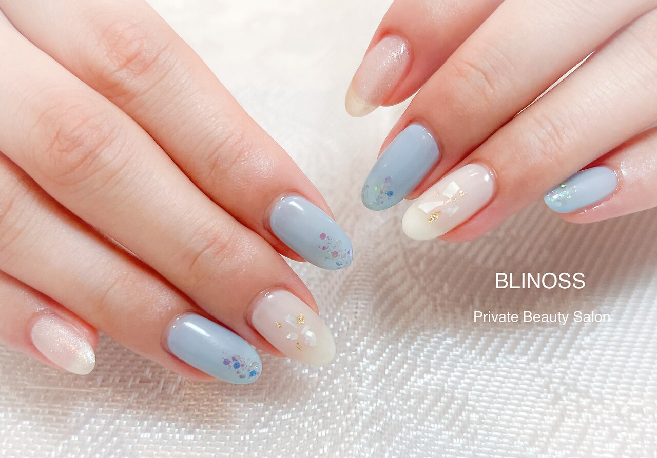 2025年-2026年冬トレンド】ブルー×ホワイトのネイルデザイン集｜人気順