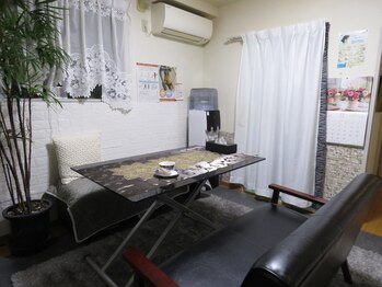 セル脂肪痩身サロン アライア 神田 御茶ノ水 淡路町(ALaiA)/ゆっくりとくつろぎ頂けます♪