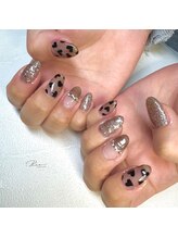 ドットビー(.Bee)/