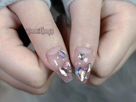 ピンクジュエリーネイル