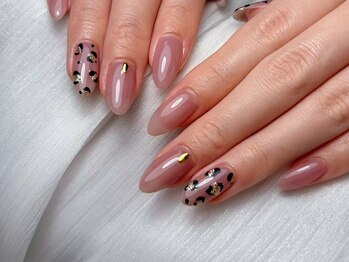 アルブル(ARBRE)/豹柄・定額ネイル