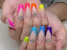 エムネイル(M-Nail)/★カラフルVフレンチネイル★