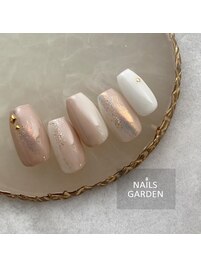 シンプルニュアンスネイル