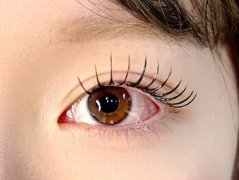 ディアリリー 宇都宮店(Dia Lily.)の写真/【新規☆LEDエクステ 8910円】持続力1.5倍の新技術☆自まつげへの負担は少なく、濃さはしっかり♪