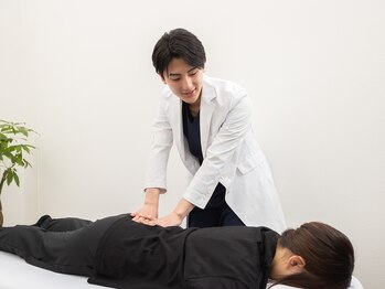 ファミリア整体院 西船橋院/肩甲骨剥がし