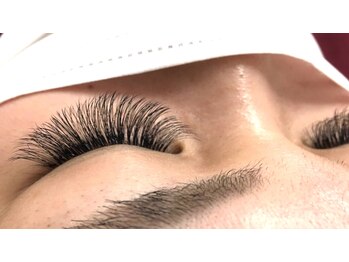 フォンテーヌブロー 野々市店(Fontaine Brow)/ボリュームラッシュ