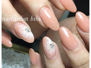 ネイルサロン ビビ(bibi)/ふんわりフラワーネイル
