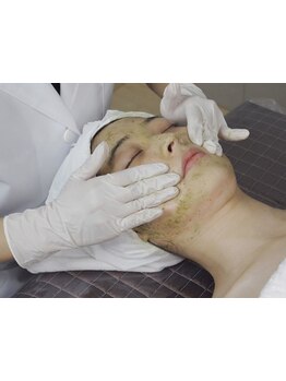 ホウレイ線・たるみ改善！予防ケア