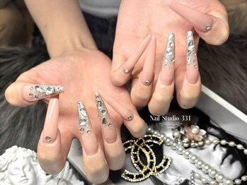 サンサンイチ 関内店(331)/ストーングラデ×ギャルネイル