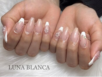 ルナブラン 石橋駅前店(LUNA BLANC)/どのカラーにも合うデザイン☆