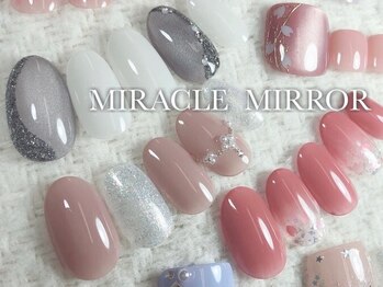 ミラクル ミラー(MIRACLE MIRROR)の写真/高リピート率の実力派サロン★爪に合わせた丁寧なケアと飽きないキレイめデザインで思わず見惚れる指先に♪