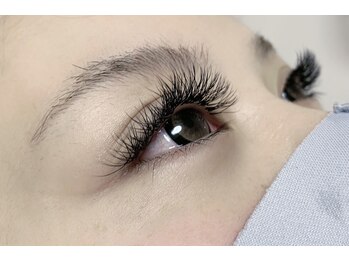 ヤン(YAN)/マツエクデザイン