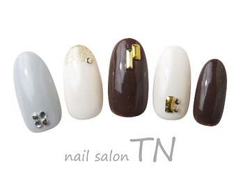 ティーエヌ 札幌駅アスティ45店/12月季節の定額5900円コ―ス