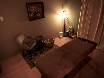 トミー(TOMIi)/【施術ルーム2-2】