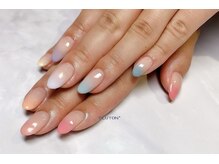 ネイルアンドアイラッシュ プルトン(Nail＆Eyelash PLUTON)/レインボーグラデーション