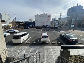 リエットストレッチ/無料の共有駐車場もあります!